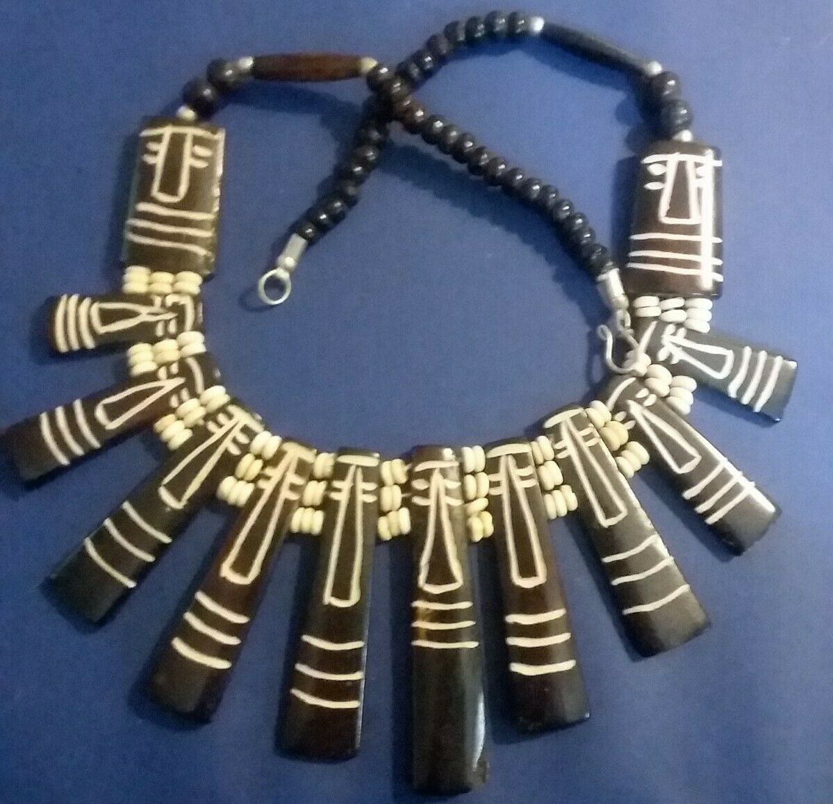 Hand Made Carved African Necklace 20 In Long.hand Made Beads Carved Ebony Wood